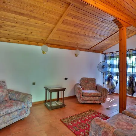200m2 Center Pensiune Balcic