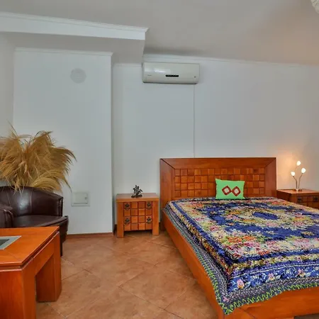 200m2 Center * Balcic